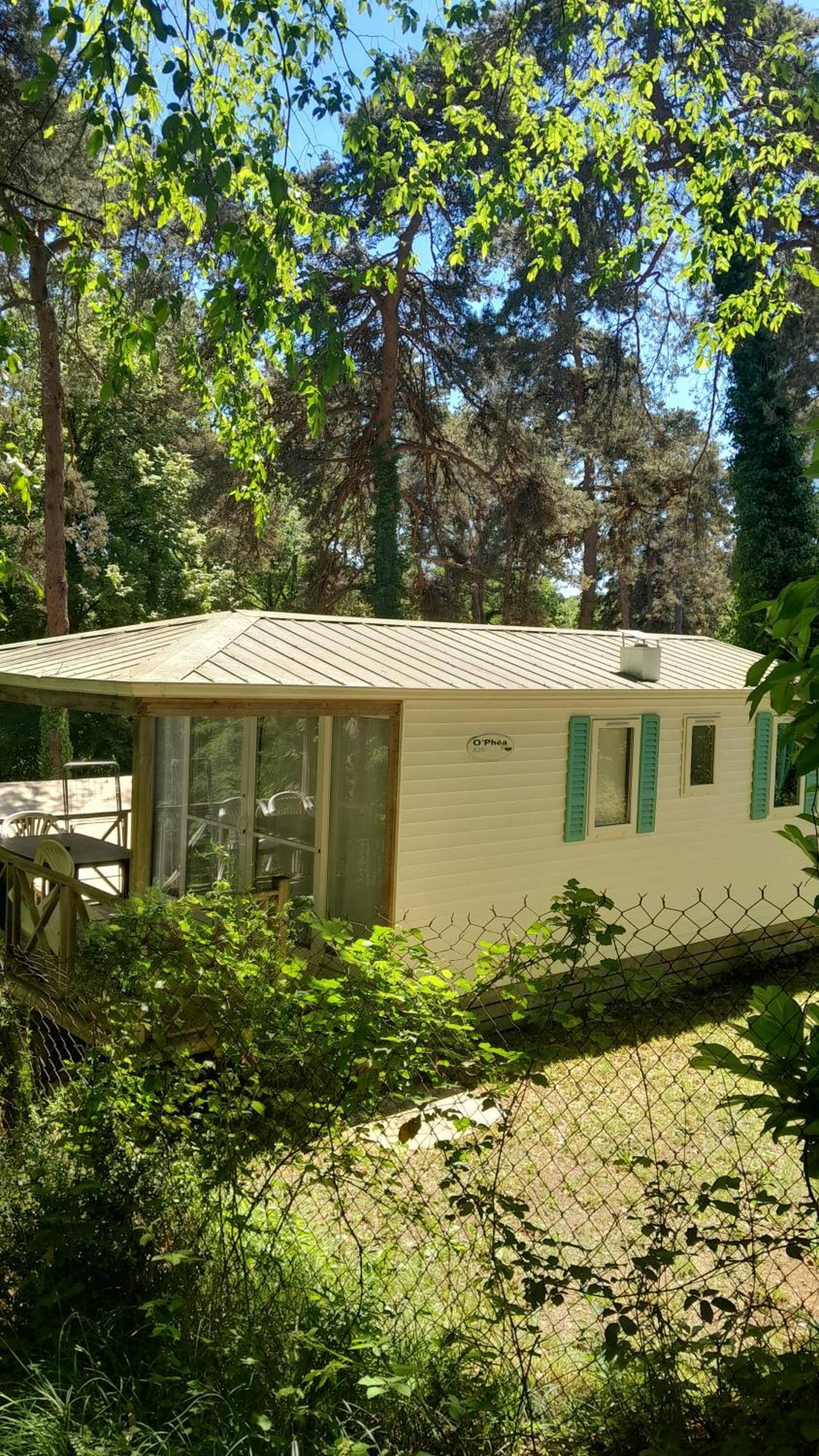 Camping 46 Rainettes Goujounac Esterno foto