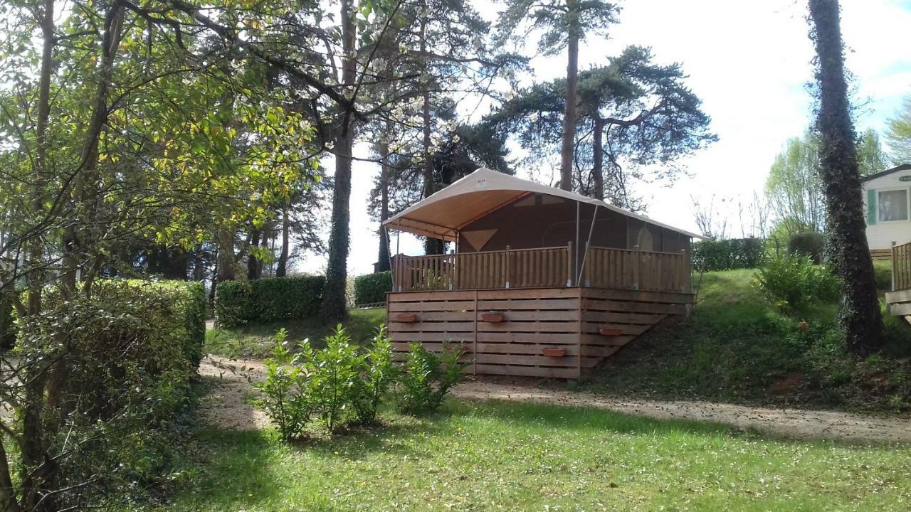 Camping 46 Rainettes Goujounac Esterno foto